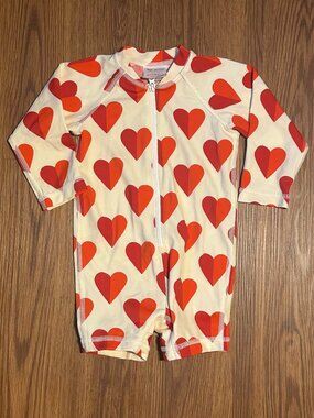 Hanna Andersson long sleeve rashgaurd swimsuit "Sweet Heart" 6-12 months